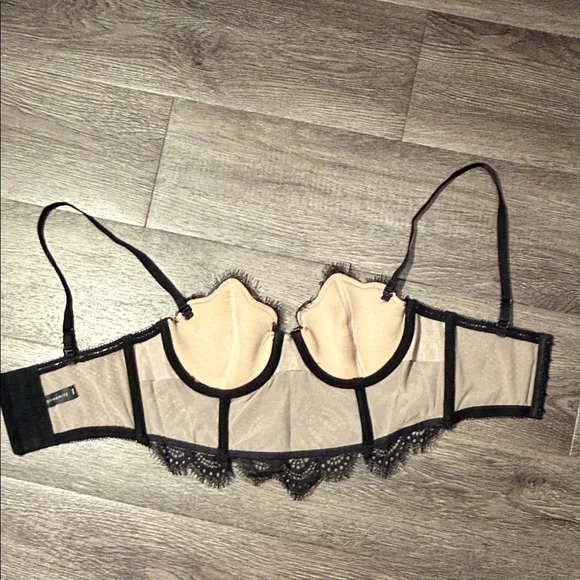 Dynamite Black Lace Bra Top - Picture 5 of 6